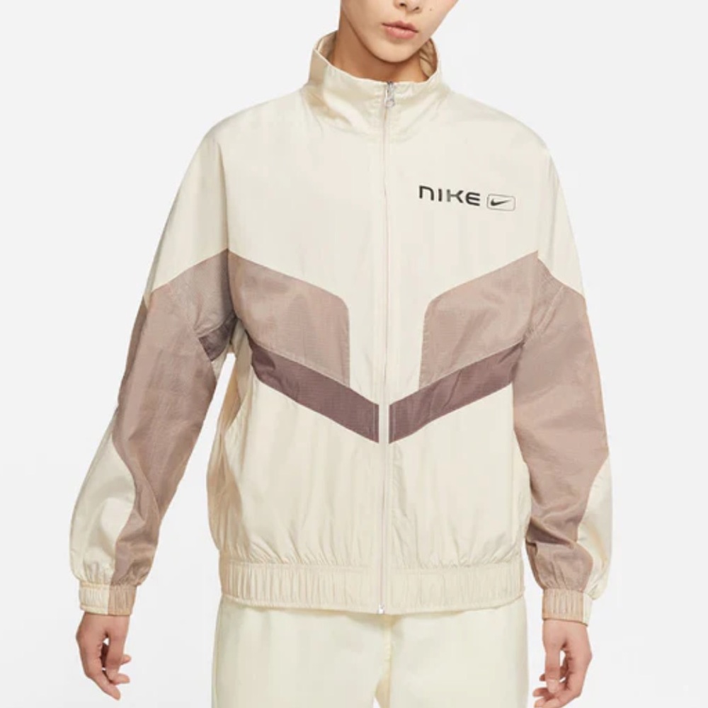 Nike Women's Cream and Tan Jacket